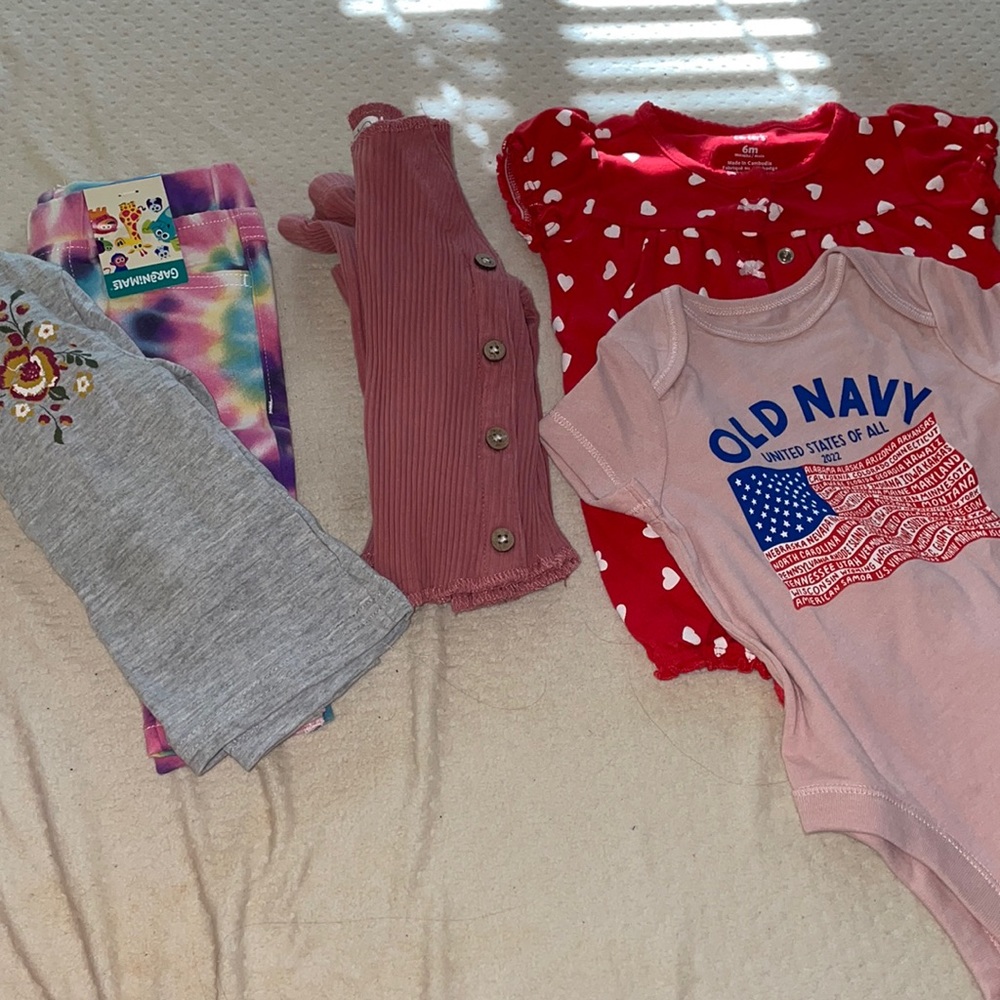 Bundle of 3-6M clothes